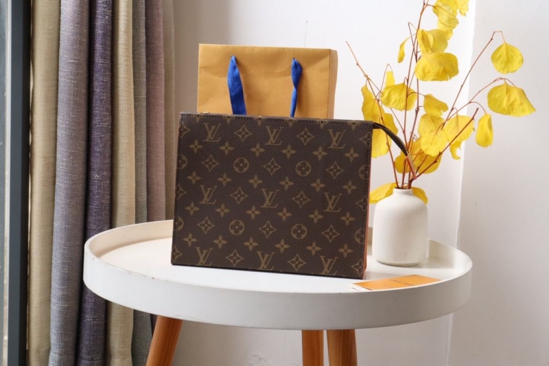 LV Clutch Bags